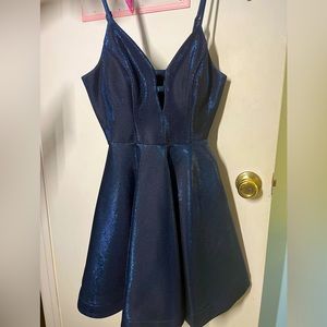 This dress is from dillards and it is a size 1 in juniors.